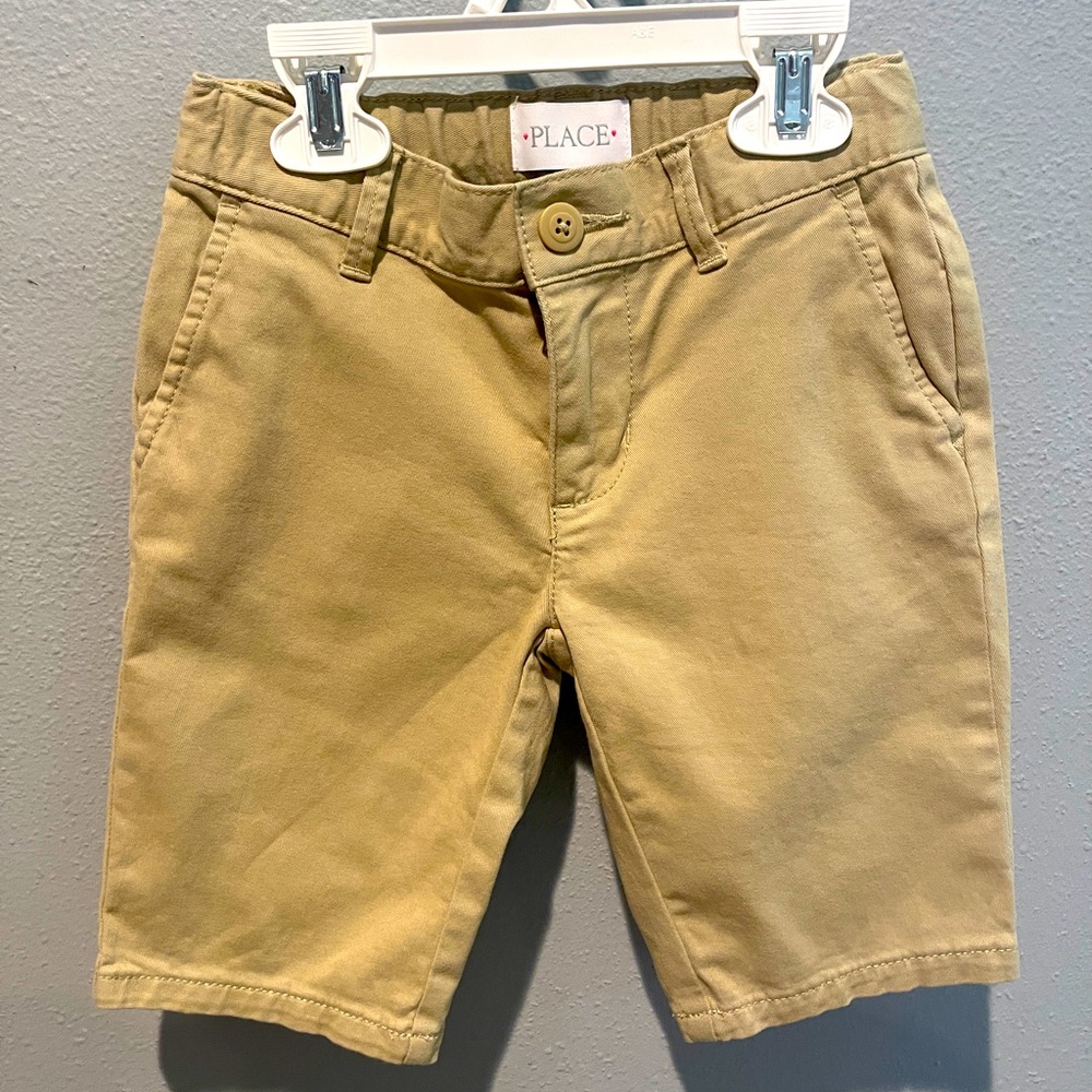 Little Girls, Khaki School Shorts, Size 6/7